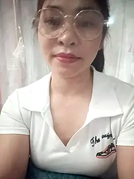 Bamboo-niee123 online show from February 2026 04:03:02 PM