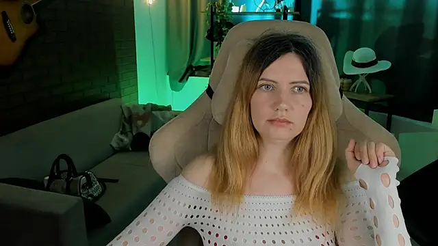 AleksaLaurent online show from November 2025 05:41:02 AM