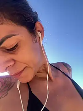 sabrinaneves online show from March 2026 11:03:01 AM