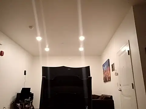 Karebearz1 online show from March 2026 07:53:01 AM