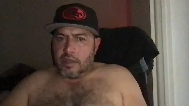 ezrah23 online show from December 2025 08:03:01 PM