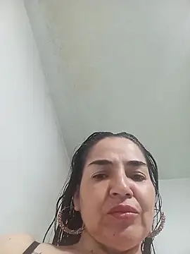 Snapshot of MaryRoze_ chatting on June 2026 08:22:02 PM MaryRoze online show from June 2026 08:22:02 PM
