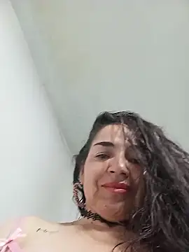 Snapshot of MaryRoze_ chatting on June 2026 12:41:02 AM MaryRoze online show from June 2026 12:41:02 AM