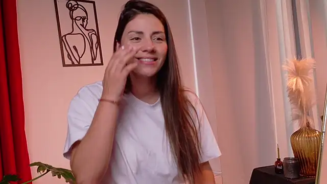 SeleneNova online show from June 2026 07:18:02 PM