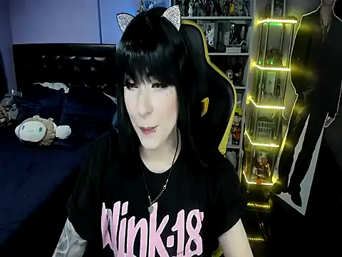 Yummy dark online show from November 2025 05:54:01 AM