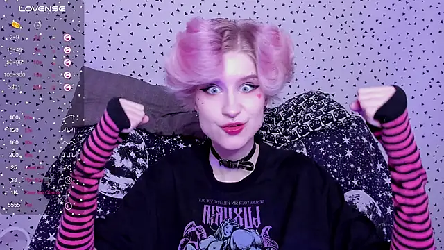 Angel Julles online show from May 2026 03:44:02 AM