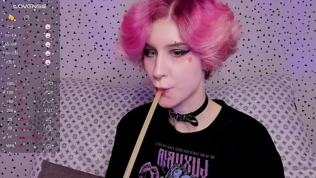 Snapshot of Angel_Julles chatting on May 2026 05:09:01 PM Angel Julles online show from May 2026 05:09:01 PM