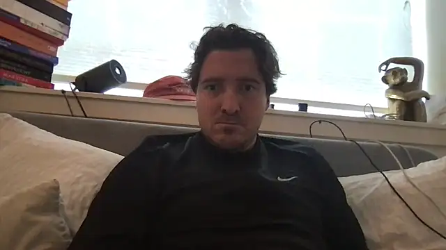 dutchpieter95 online show from April 2026 10:51:01 AM