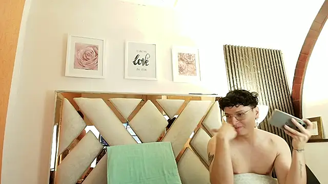 Zoe And Dylan  online show from July 2026 12:15:01 PM