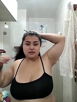 Snapshot of CurvyNoir chatting on November 2025 03:49:01 PM CurvyNoir online show from November 2025 03:49:01 PM