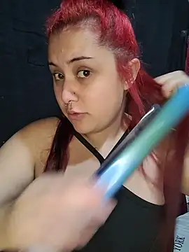 Snapshot of CurvyNoir chatting on January 2026 04:20:02 PM CurvyNoir online show from January 2026 04:20:02 PM