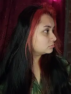 Snapshot of CurvyNoir chatting on January 2026 04:01:01 PM CurvyNoir online show from January 2026 04:01:01 PM