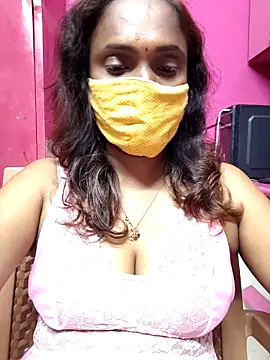 Queen-dhivya online show from April 2026 05:25:01 PM