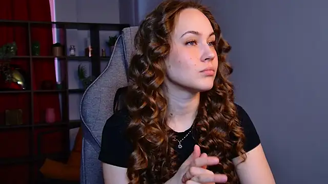 ElinVale online show from April 2026 11:25:01 AM