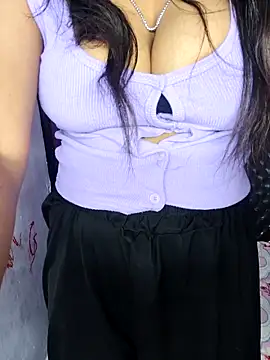 Hey shiviii online show from April 2026 10:41:02 AM