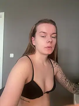 LisaFreierxx online show from February 2026 10:24:01 AM