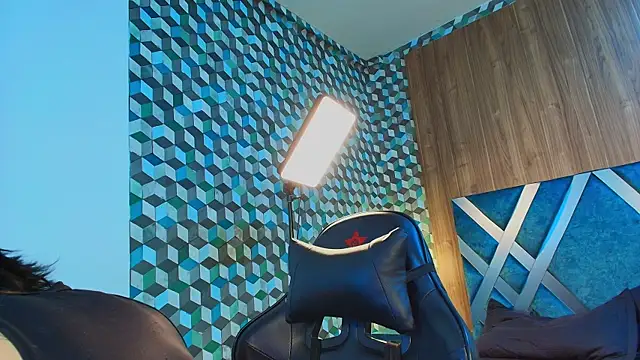 James Morrisonm online show from November 2025 08:43:01 PM