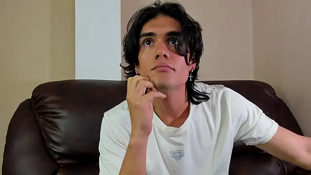 James Morrisonm online show from November 2025 08:41:02 PM