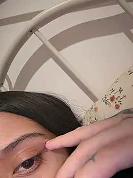 JIORYOvO online show from June 2026 06:52:02 AM