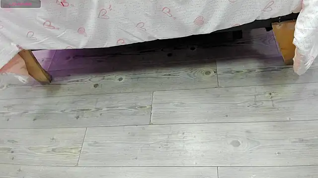 kendra london online show from March 2026 11:04:01 AM