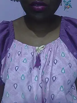 Snapshot of hyd_couple7878 chatting on June 2026 04:01:01 PM hyd couple7878 online show from June 2026 04:01:01 PM