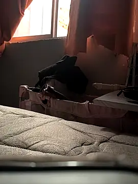 Yerackhip online show from April 2026 12:27:01 AM