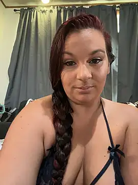 Snapshot of thickfarmtwat chatting on July 2026 03:38:01 PM thickfarmtwat online show from July 2026 03:38:01 PM