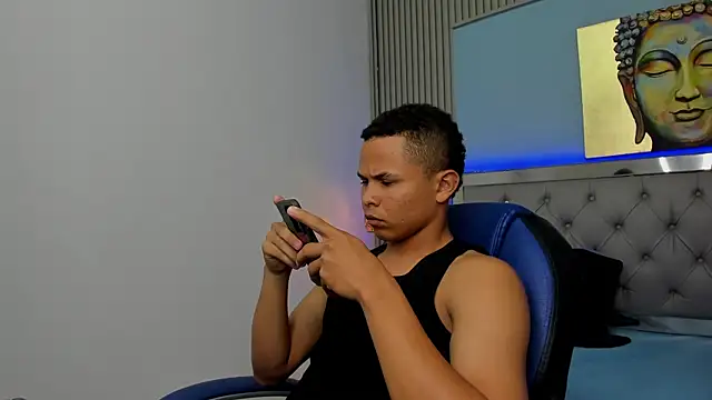 Liams18 online show from January 2026 11:18:02 PM