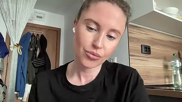 Ameli8 online show from April 2026 02:09:02 PM