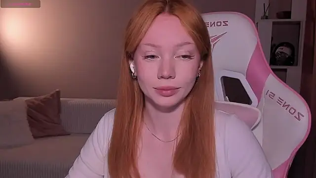 Elisahsthetics online show from July 2026 07:49:02 PM