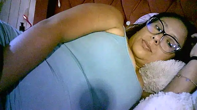 Zulreyna online show from April 2026 02:34:02 AM