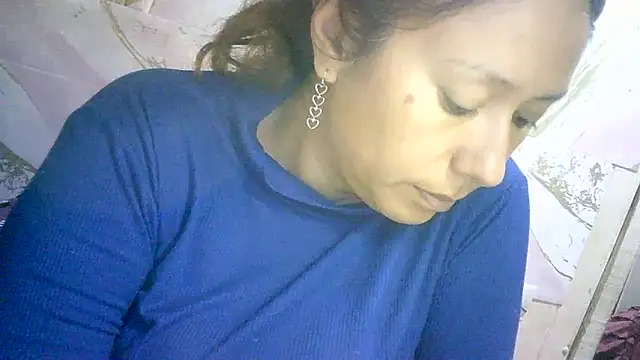 Zulreyna online show from June 2026 04:15:01 AM
