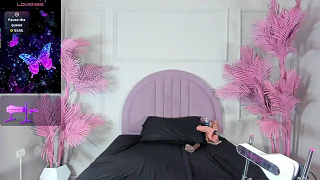 Tamaramilleer online show from February 2026 03:54:01 AM