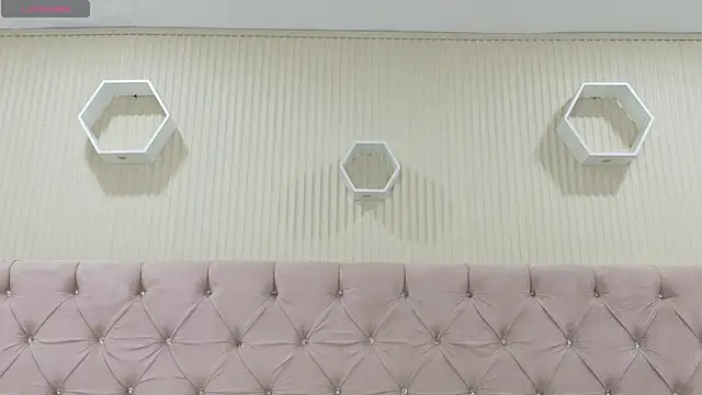 ZarinaWynne online show from July 2026 02:19:01 PM