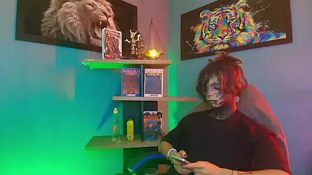 luxiel  online show from February 2026 10:35:01 PM