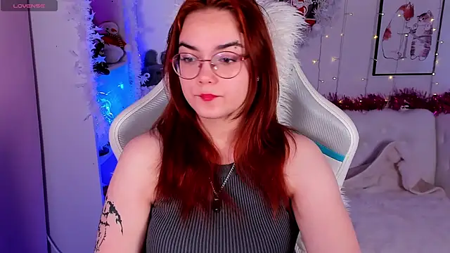 Lily  Evans online show from January 2026 04:04:02 AM