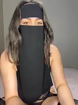 dinaaarich11 online show from March 2026 09:03:02 PM