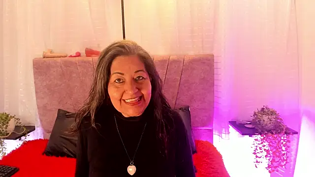 Victoriaa Anderson online show from June 2026 06:46:02 PM