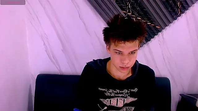 Liam York  online show from April 2026 03:44:02 AM