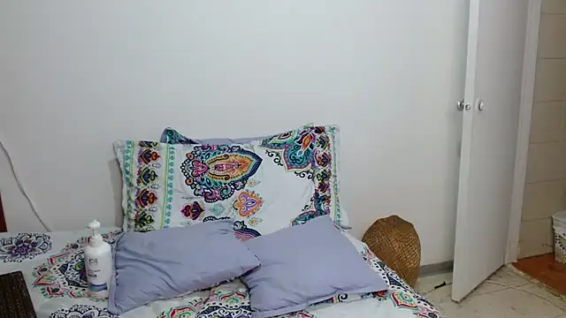 dayan hanks online show from March 2026 03:21:01 AM