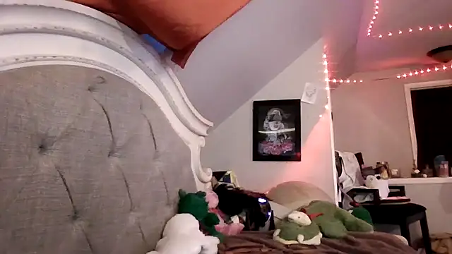 Dusaa  online show from April 2026 12:00:02 AM