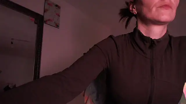 MissyDior8 online show from March 2026 07:58:01 AM