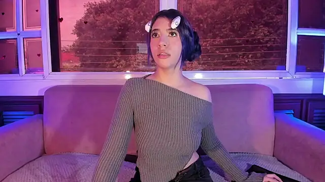 ReiAyanamy online show from April 2026 09:30:01 PM