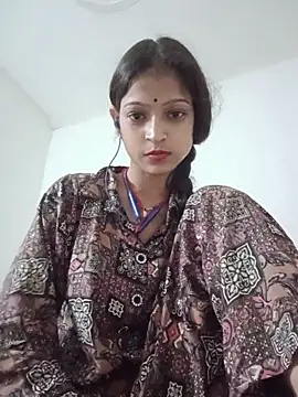 Mohnicute online show from June 2026 07:27:02 PM