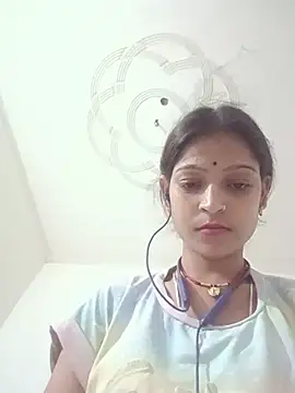 Mohnicute online show from June 2026 07:27:02 PM