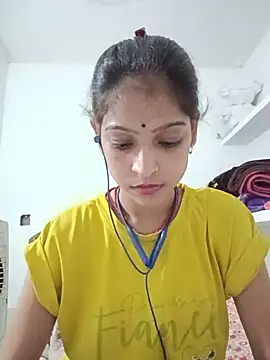Mohnicute online show from July 2026 06:51:02 PM