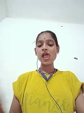 Mohnicute online show from July 2026 06:54:02 PM