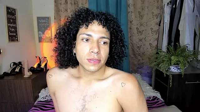 Angel White25 online show from April 2026 01:00:02 AM