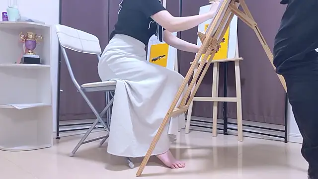 Snapshot of Benzou_the_Painter chatting on May 2026 11:55:01 PM Benzou the Painter online show from May 2026 11:55:01 PM