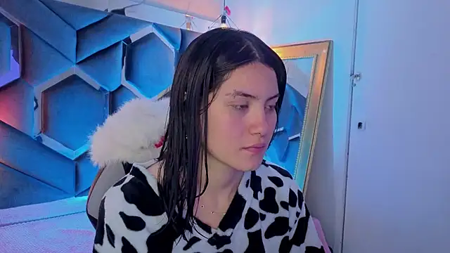 Brandy collinss online show from March 2026 11:46:01 AM